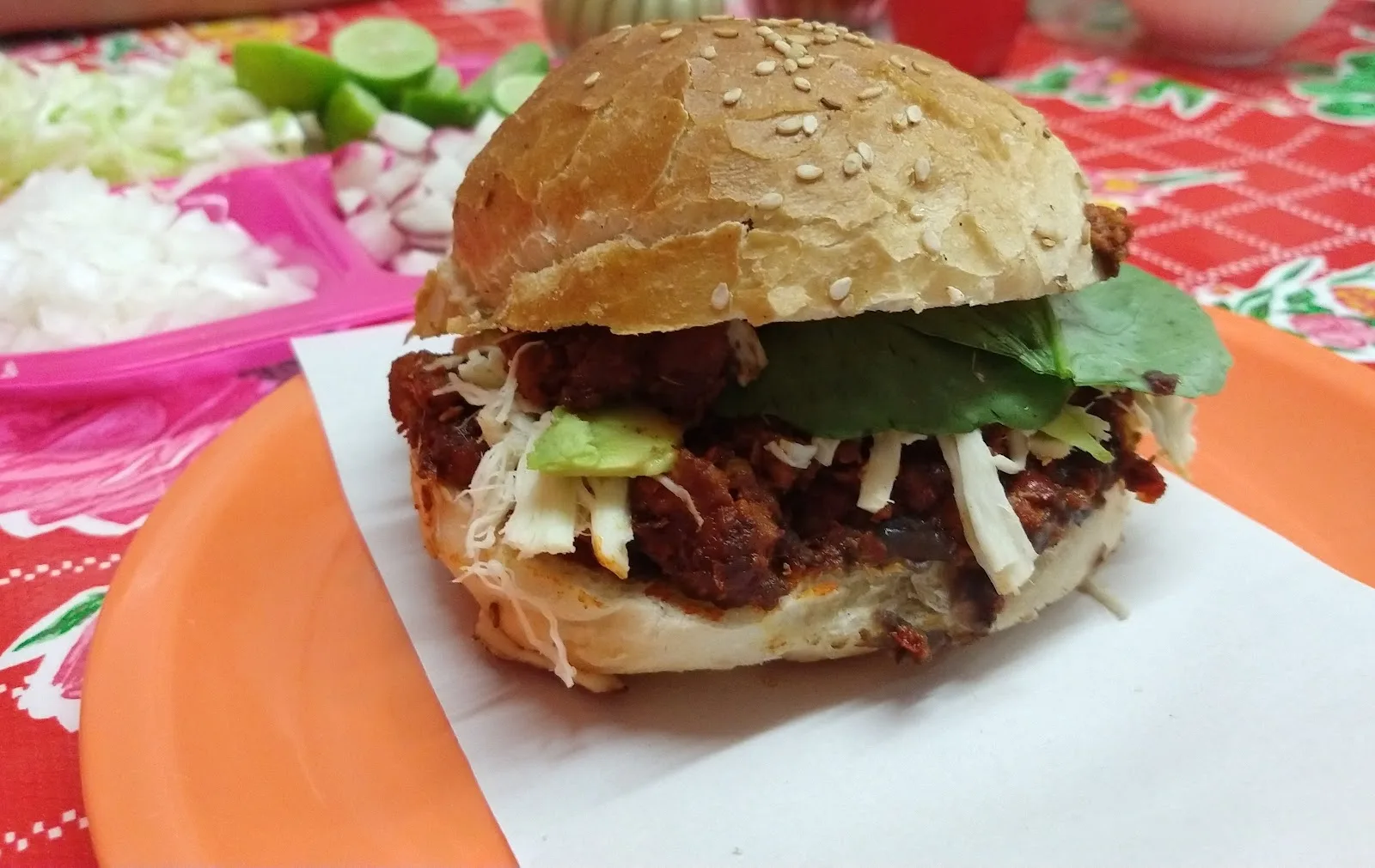 Cemita bien servida